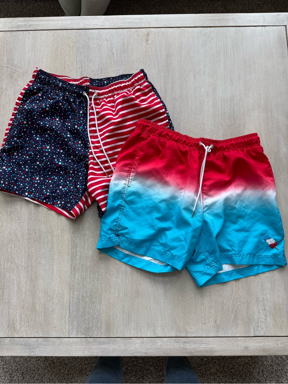 Lands End men’s L swim trunks bathing suits